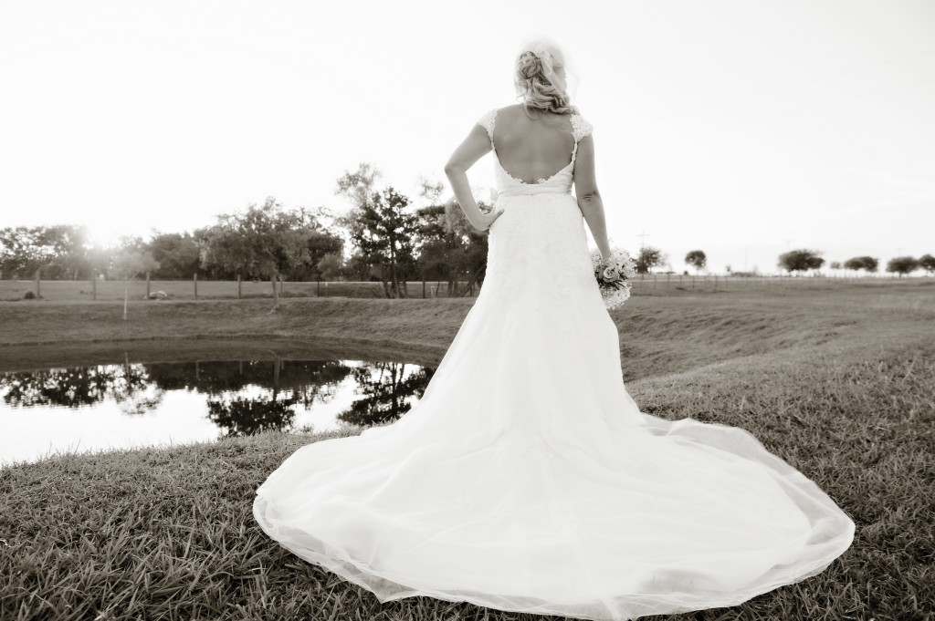 Country Chic Bridal Photography Lockhart