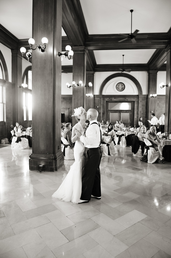 Wedding Photography Temple Railroad Museum