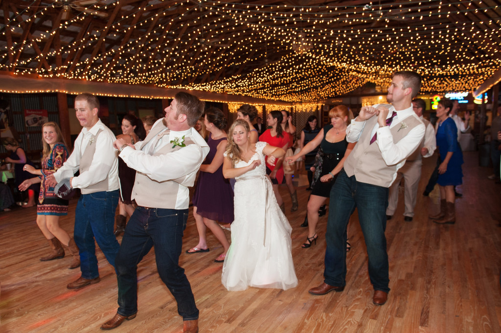 Classic Country Lockhart Wedding Photography