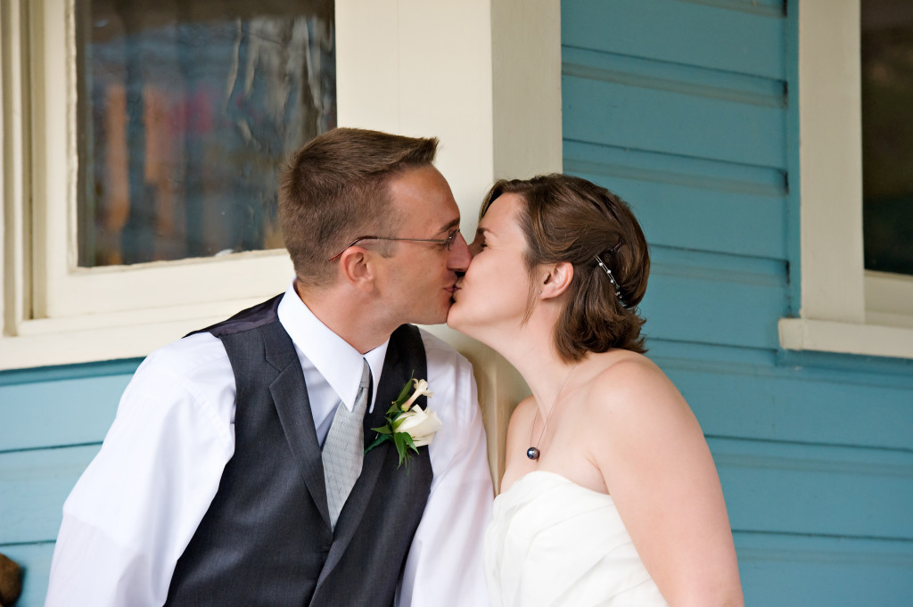 San Antonio Riverwalk Wedding Photographers