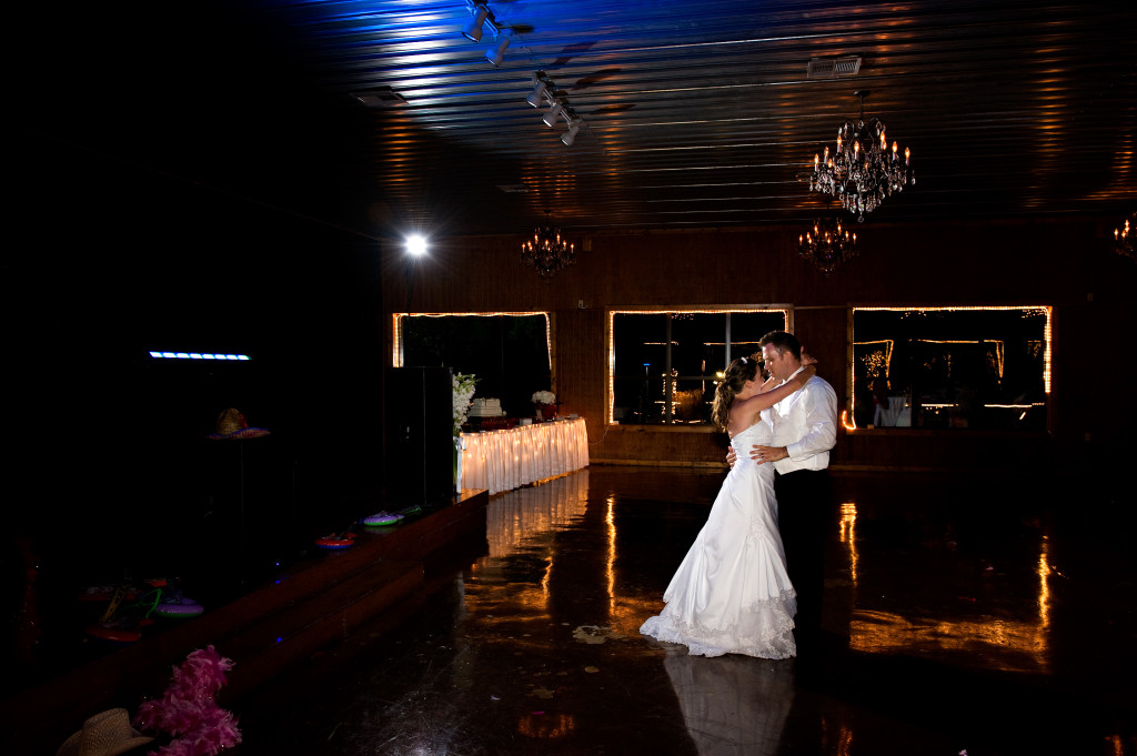 best wedding photographers Creekside Austin