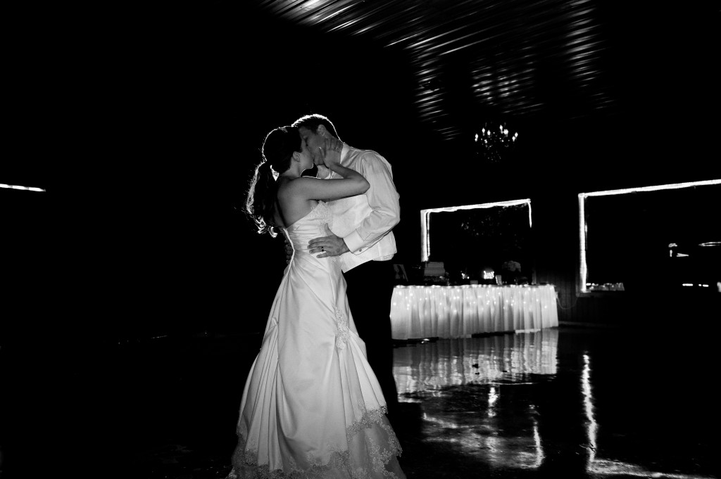 best wedding photographers Creekside Austin