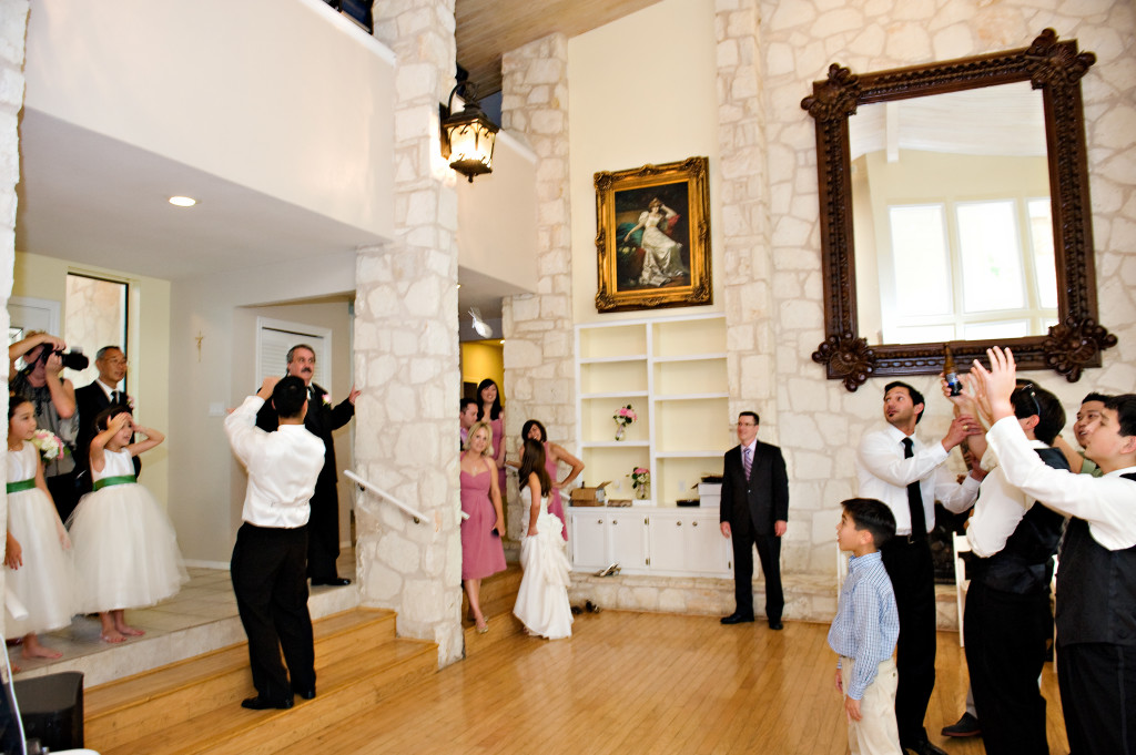 best wedding photographers Casa Blanca on Brushy Creek